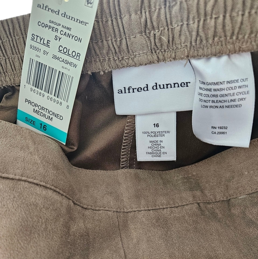NWT Alfred Dunner Copper Canyon Suede-like Brown Pants, 16 - Picture 3 of 6